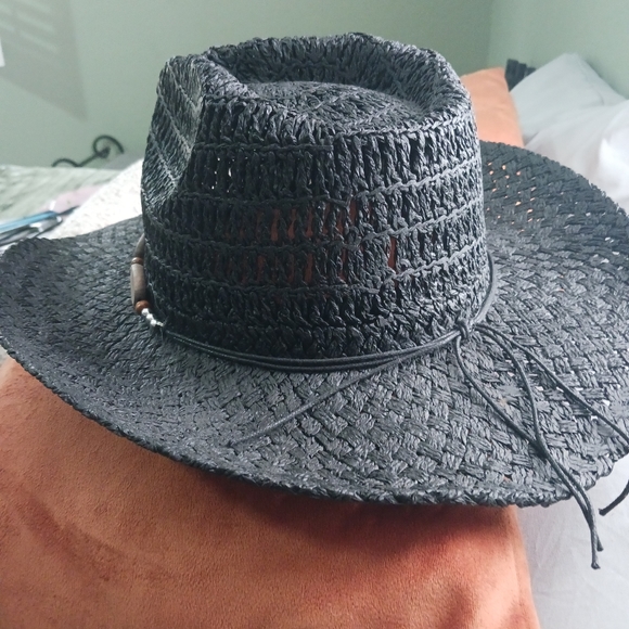 GOLDCOAST sunwear woven hat, black in color , with beaded hat band. NWOT - Picture 3 of 4